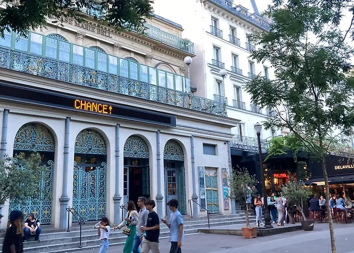 Centreparis Olympic Paříž